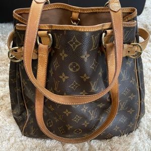 Louis Vuitton shoulder bag